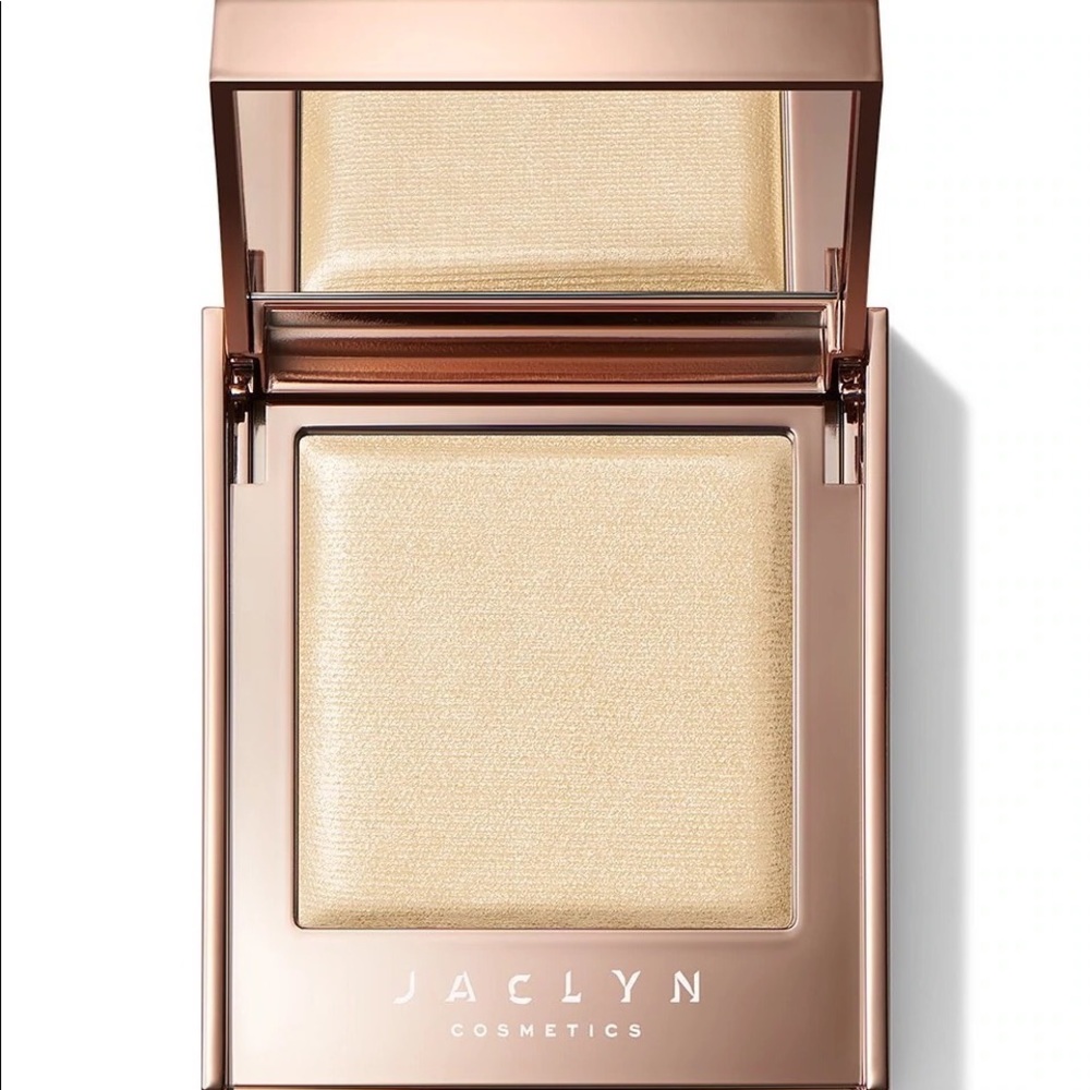 Jaclyn Cosmetics Highlighter in Sparks